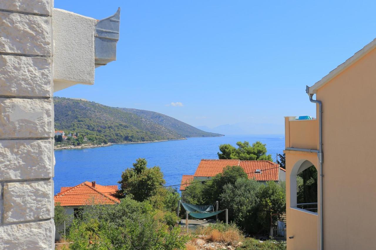 Apartments By The Sea Businci, Ciovo - 9450 Trogir Exterior photo